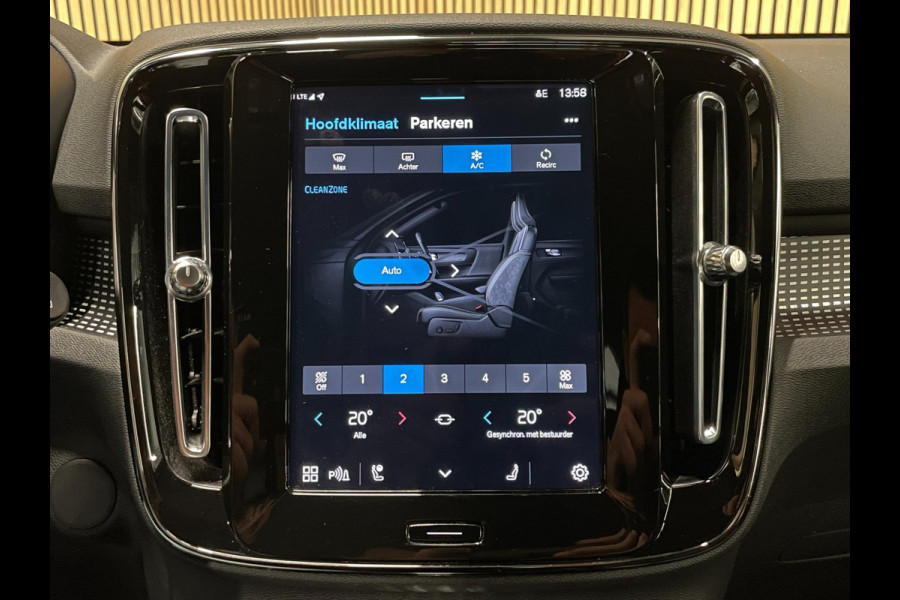 Volvo XC40 Recharge P8 AWD R-Design|90%SOH|TREKHAAK|1/2 LEDER|STOEL+STUURVERWARMING|ACC|CARPLAY|CLIMA+CRUISE|NL|NAP|IN.BTW|1e EIG|