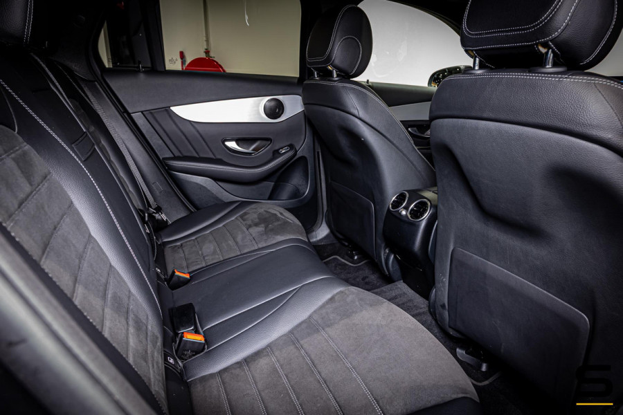 Mercedes-Benz GLC Coupé 300e 4MATIC Business Solution AMG|Pano|Cam|1eig