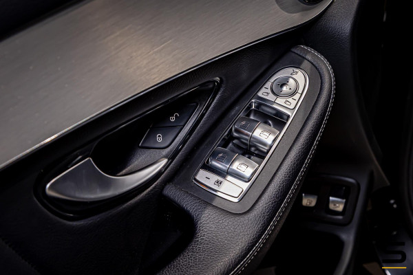 Mercedes-Benz GLC Coupé 300e 4MATIC Business Solution AMG|Pano|Cam|1eig