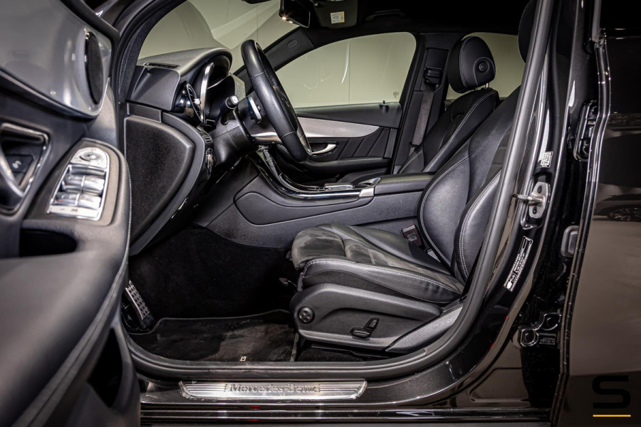 Mercedes-Benz GLC Coupé 300e 4MATIC Business Solution AMG|Pano|Cam|1eig