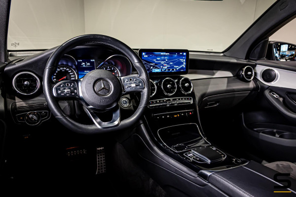 Mercedes-Benz GLC Coupé 300e 4MATIC Business Solution AMG|Pano|Cam|1eig