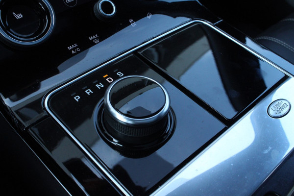 Land Rover Range Rover Velar 3.0 V6 AWD R-Dynamic avm HSE PANO CARPLAY MERIDIAN '18