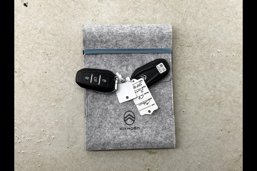 Citroën C4 1.2 Puretech Shine HEAD-UP | PANORAMADAK | CAMERA