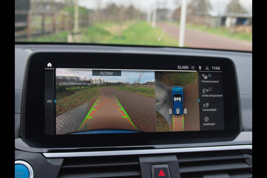 BMW iX3 High Executive 80 kWh | Panoramadak | 360 Camera | Sfeerverlichting | Head-Up Display | Harman Kardon |