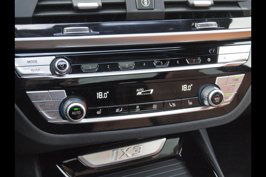 BMW iX3 High Executive 80 kWh | Panoramadak | 360 Camera | Sfeerverlichting | Head-Up Display | Harman Kardon |
