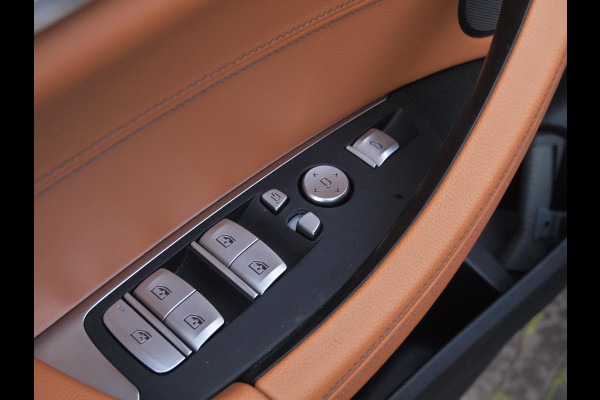 BMW iX3 High Executive 80 kWh | Panoramadak | 360 Camera | Sfeerverlichting | Head-Up Display | Harman Kardon |