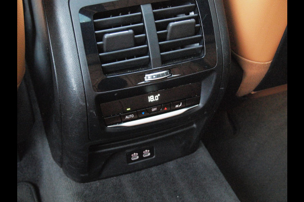 BMW iX3 High Executive 80 kWh | Panoramadak | 360 Camera | Sfeerverlichting | Head-Up Display | Harman Kardon |