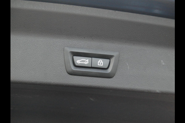 BMW iX3 High Executive 80 kWh | Panoramadak | 360 Camera | Sfeerverlichting | Head-Up Display | Harman Kardon |