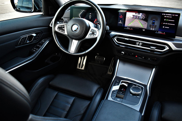 BMW 3-serie 330e xDrive M-Sport Pro Pano M-zetels ACC HUD 19inch El-klep
