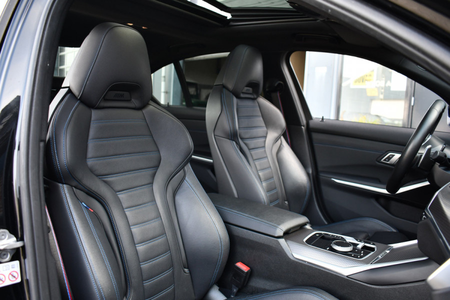 BMW 3-serie 330e xDrive M-Sport Pro Pano M-zetels ACC HUD 19inch El-klep