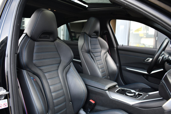 BMW 3-serie 330e xDrive M-Sport Pro Pano M-zetels ACC HUD 19inch El-klep