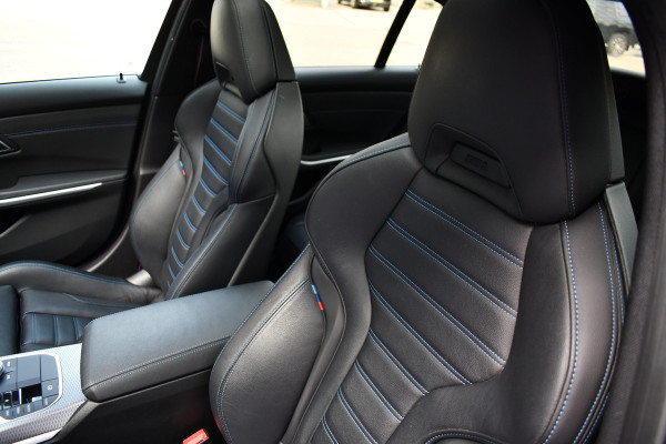 BMW 3-serie 330e xDrive M-Sport Pro Pano M-zetels ACC HUD 19inch El-klep