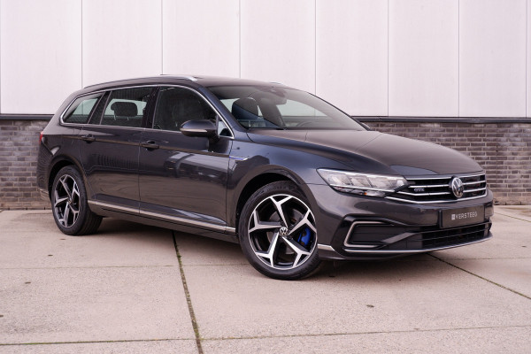 Volkswagen Passat Variant 1.4 TSI PHEV GTE Business | Pano | Elek. Trekhaak | Camera | Carplay | Navi | LED