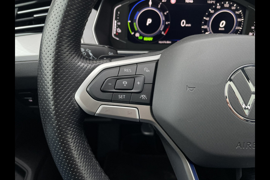 Volkswagen Passat Variant 1.4 TSI PHEV GTE Business | Pano | Elek. Trekhaak | Camera | Carplay | Navi | LED