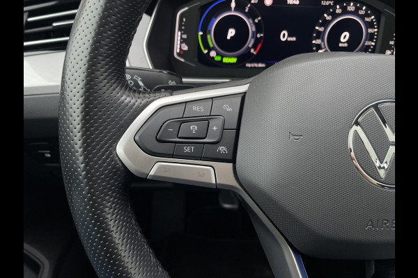 Volkswagen Passat Variant 1.4 TSI PHEV GTE Business | Pano | Elek. Trekhaak | Camera | Carplay | Navi | LED