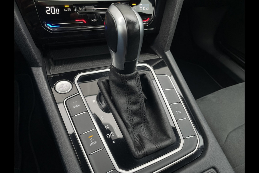 Volkswagen Passat Variant 1.4 TSI PHEV GTE Business | Pano | Elek. Trekhaak | Camera | Carplay | Navi | LED