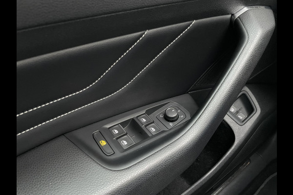 Volkswagen Passat Variant 1.4 TSI PHEV GTE Business | Pano | Elek. Trekhaak | Camera | Carplay | Navi | LED