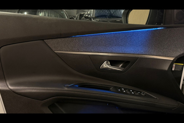 Peugeot 5008 1.2 PureTech Allure|AUTOMAAT|DEALER ONDERHOUDEN|PDC|LED|SFEERVERLICHTING|7 Persoons|1e EIGENAAR|NL AUTO
