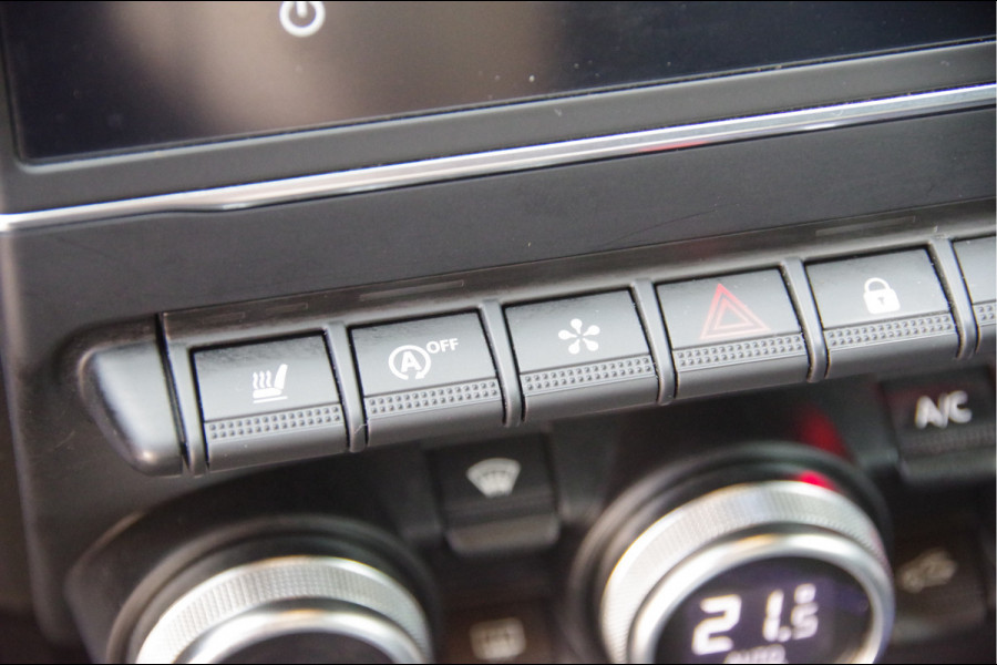 Renault Clio 1.3 TCe Initiale Paris 131PK AUT. LED, LEDER, KEYLESS, CAMERA, STOEL/STUURVERWARMING, NAVI, CRUISE, CLIMA