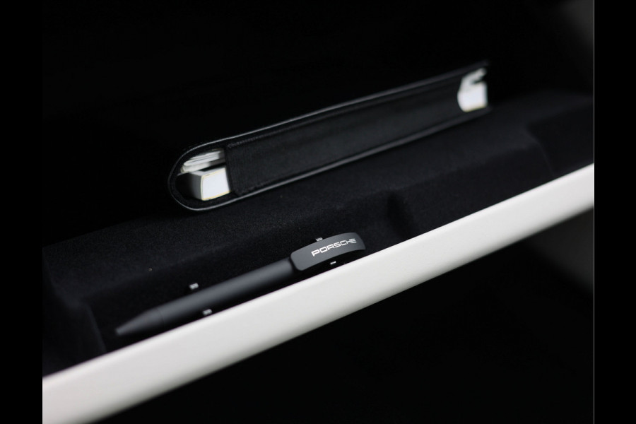 Porsche 911 4.0 GT3 Touring | Lift - Vol leder - Manufaktur - Carbon