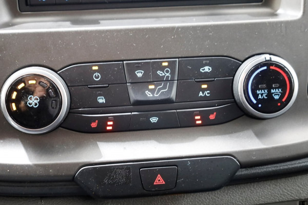 Ford Transit Custom 2.0 TDCI L2H1 Trend Airco/Camera/Trekhaak 2800kg 03-2022