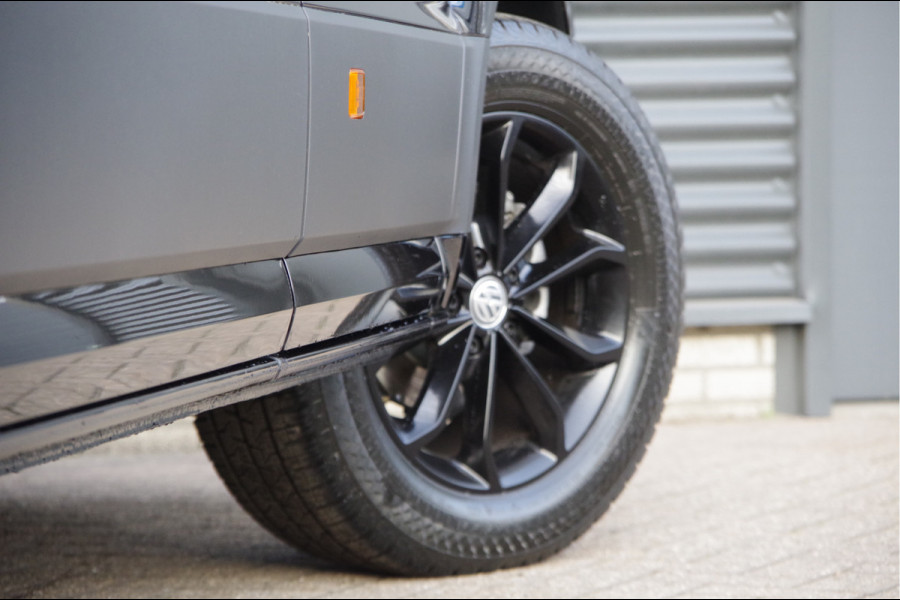 Volkswagen Crafter 35 2.0 TDI L3H3 177PK AUT. 2X SCHUIFDEUR, LED, TREKHAAK, STOELVERWARMING, CAMERA, NAVI, CRUISE, AIRCO, PARKEERSENSOREN, NIEUW!