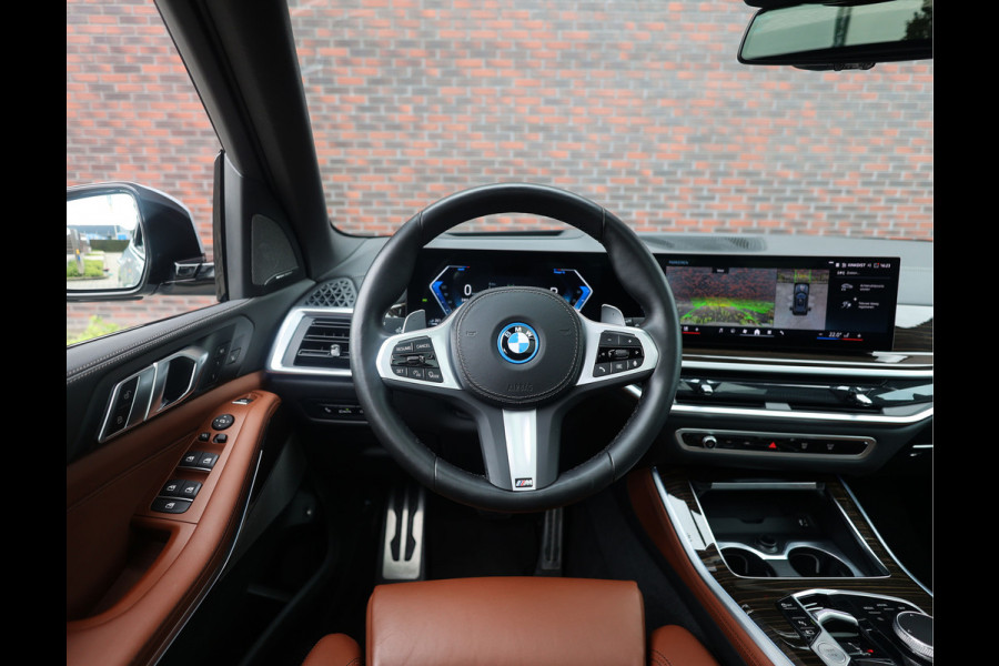 BMW X5 50e xDrive | Skylounge - Trekhaak - Tartufo