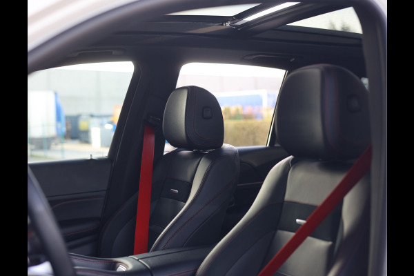 Mercedes-Benz GLE AMG 53 4MATIC+ Premium Plus | Rood design - Trekhaak - Pano