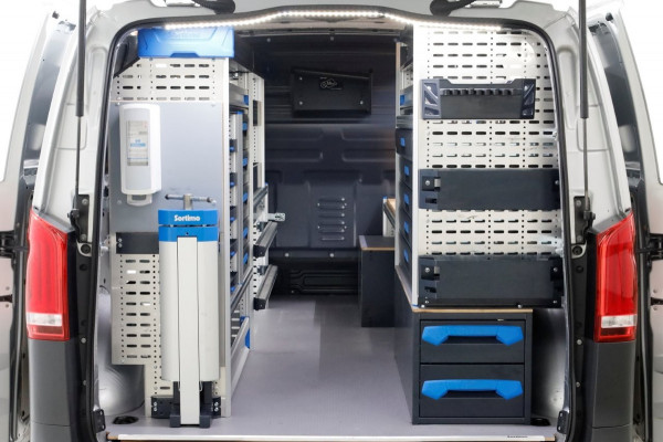 Mercedes-Benz Vito 114 CDI 136pk Compact 9G Automaat 2x Schuifdeur/LED/Camera/Inrichting 07-2022