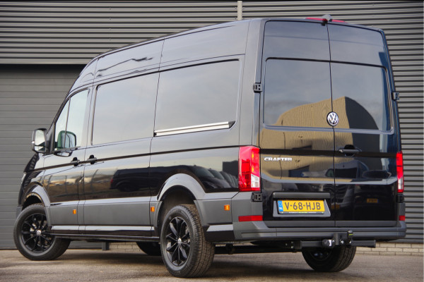 Volkswagen Crafter 35 2.0 TDI L3H3 177PK AUT. 2X SCHUIFDEUR, LED, TREKHAAK, STOELVERWARMING, CAMERA, NAVI, CRUISE, AIRCO, PARKEERSENSOREN, NIEUW!