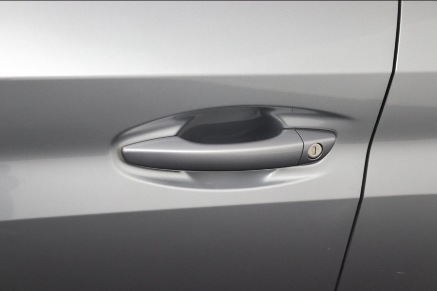 Peugeot e-208 EV Allure 50 kWh*3FASE*CRUISE*ECC*CARPLAY*CAM*