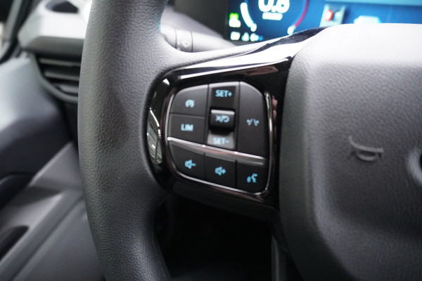 Ford Transit Custom 320L 2.0 TDCI 150PK L2H1 Trend Dubbelcabine Schuifdeur L/R Nr. V135 | Airco | Cruise | Navi | Camera