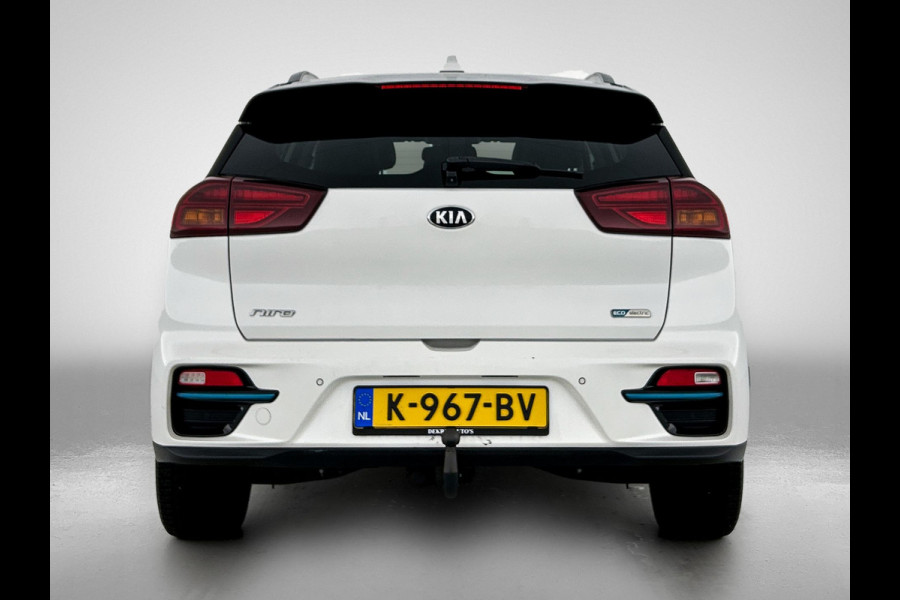 Kia e-Niro ExecutiveLine 64 kWh / Trekhaak / Leder / Xenon / Navigatie / Pdc+Camera / Apk 11-2026