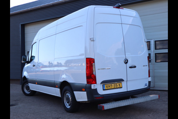 Mercedes-Benz Sprinter 315 CDI Automaat RWD - Euro 6 L2H2 - MBUX - Clima - Camera