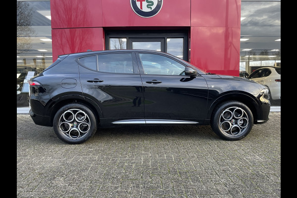 Alfa Romeo Tonale 1.3T PHEV Ti | Camera |