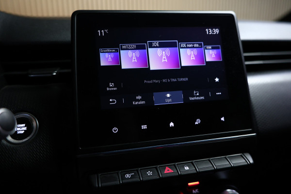 Renault Clio 1.3 TCe Intens AUTOMAAT NAVI CARPLAY CAMERA PDC '20