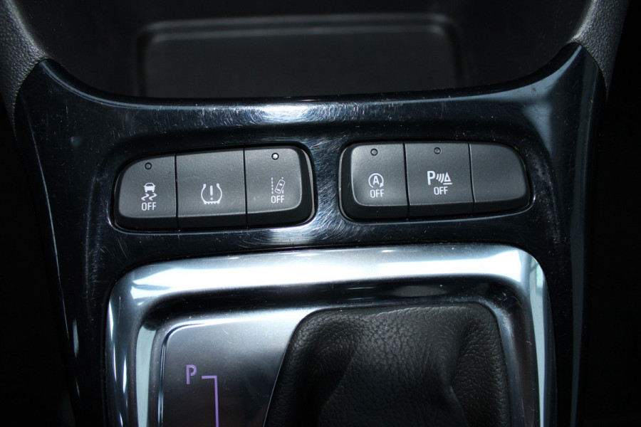 Opel Crossland X 1.2 Turbo Innovation | Cruise control | Navigatie | Trekhaak | Dealer onderhouden