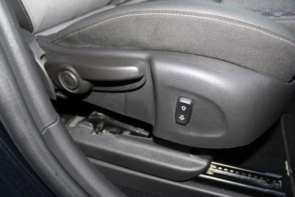 Opel Crossland X 1.2 Turbo Innovation | Cruise control | Navigatie | Trekhaak | Dealer onderhouden