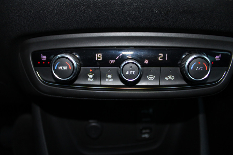 Opel Crossland X 1.2 Turbo Innovation | Cruise control | Navigatie | Trekhaak | Dealer onderhouden