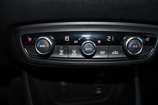 Opel Crossland X 1.2 Turbo Innovation | Cruise control | Navigatie | Trekhaak | Dealer onderhouden