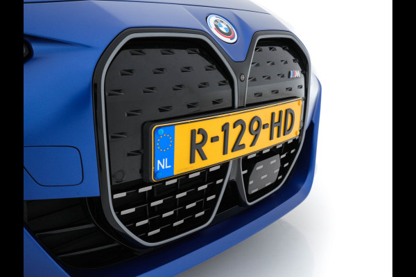 BMW i4 M50 M-Sportpack High Executive 84 kWh [ 3-Fase ] {SOH-97%} (INCL-BTW) *LUXURY-LEATHER | HARMAN/KARDON | ADAPTIVE-CRUISE | HEAD-UP | LASER-LED | BLIND-SPOT | TOP-VIEW | HEATED-SPORTSEATS | DAB+ | WIDE-COCKPIT | AMBIENT-LIGHT | NAVI-FULLMAP | ...