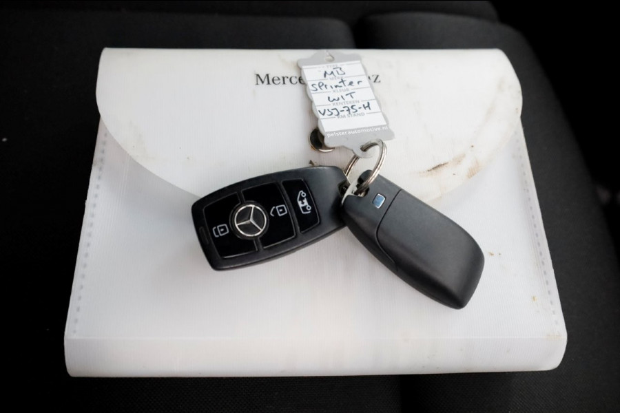 Mercedes-Benz Sprinter 317 CDI 170pk RWD 9G Automaat L3H3 Maxi Navi/Camera 10-2022