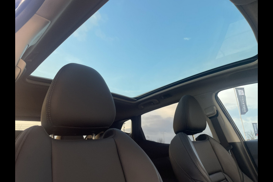 Nissan QASHQAI 1.3 DIG-T Tekna | Pano-Dak | Trekhaak | Carplay | Bose | Navi | Camera | Climate