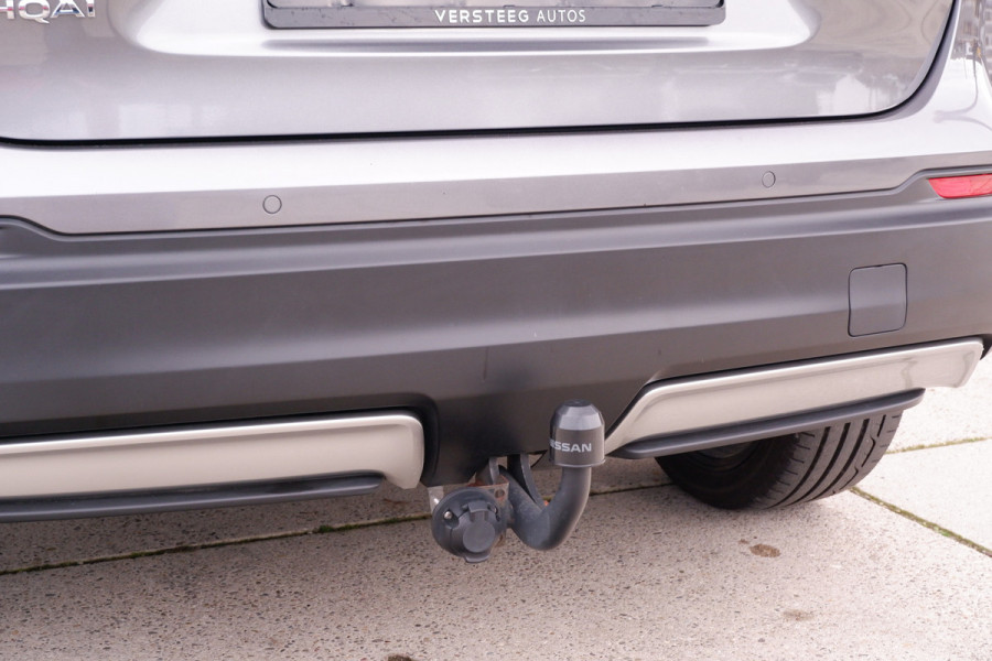 Nissan QASHQAI 1.3 DIG-T Tekna | Pano-Dak | Trekhaak | Carplay | Bose | Navi | Camera | Climate