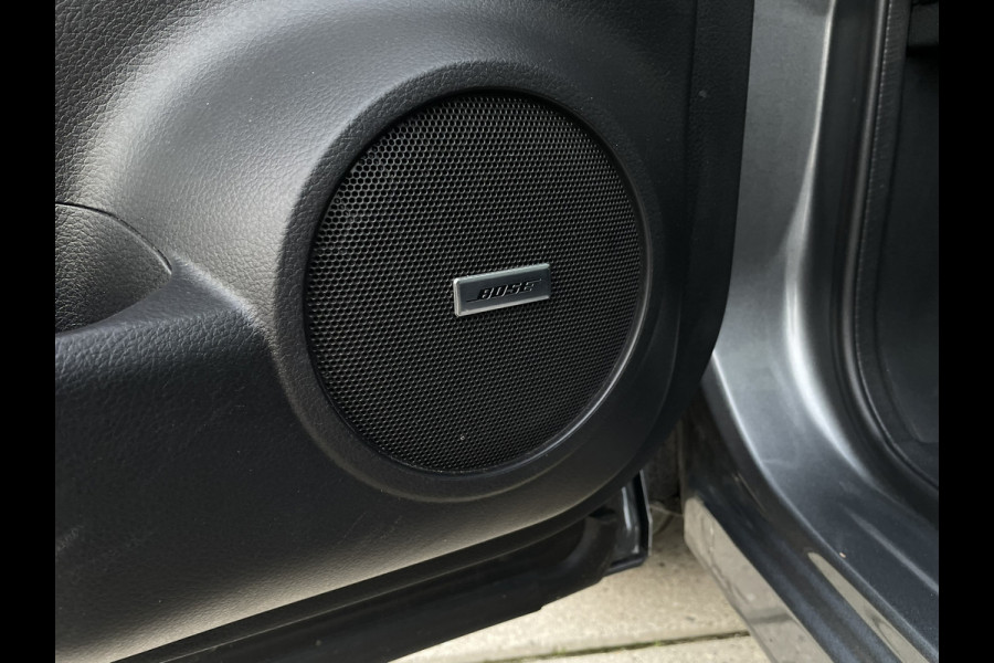 Nissan QASHQAI 1.3 DIG-T Tekna | Pano-Dak | Trekhaak | Carplay | Bose | Navi | Camera | Climate