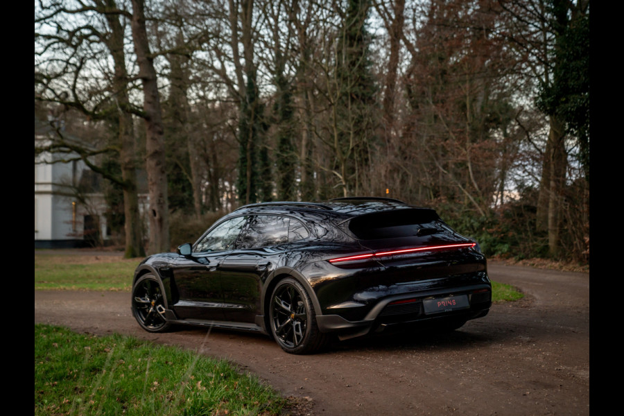 Porsche Taycan Cross Turismo 4 93 kWh | Porsche Approved 11/2026 | Pano-dak | Luchtvering | Adapt. Sportstoelen | PLDS+ | Adapt. cruise | GT Sportstuur