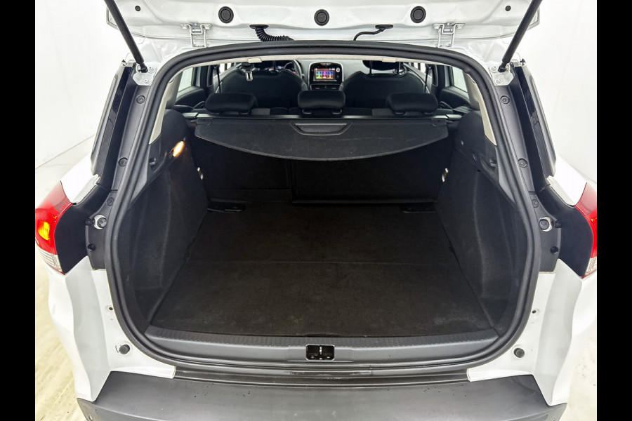 Renault Clio Estate 0.9 TCe Zen 90PK / Trekhaak / Pdc. / Airco / Navigatie / Radio multimedia / Apk 07-2026