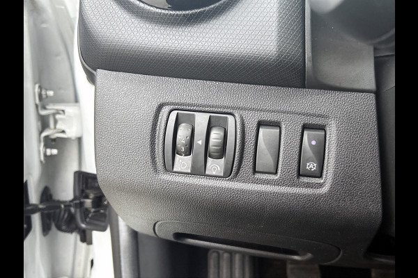 Renault Clio Estate 0.9 TCe Zen 90PK / Trekhaak / Pdc. / Airco / Navigatie / Radio multimedia / Apk 07-2026