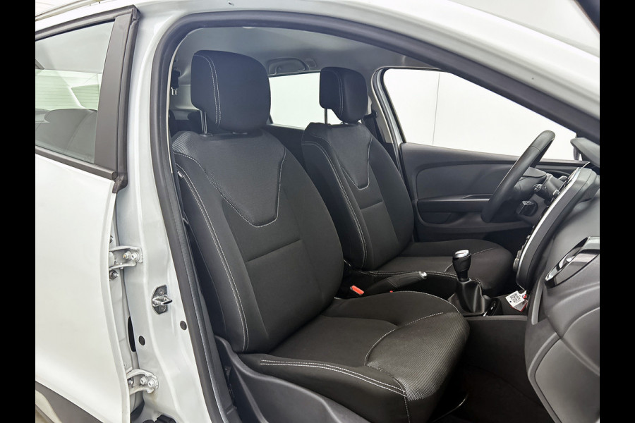 Renault Clio Estate 0.9 TCe Zen 90PK / Trekhaak / Pdc. / Airco / Navigatie / Radio multimedia / Apk 07-2026