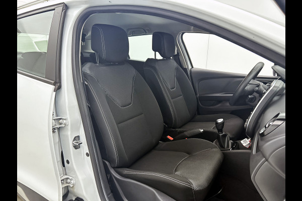 Renault Clio Estate 0.9 TCe Zen 90PK / Trekhaak / Pdc. / Airco / Navigatie / Radio multimedia / Apk 07-2026